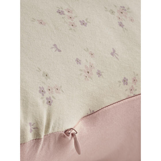 BEKIDS - GIRLS NURSING PILLOW BEKIDS - GIRLS NURSING PILLOW