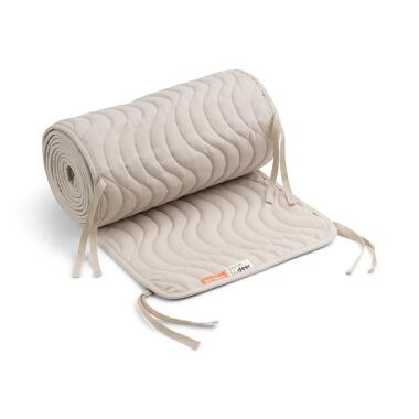 QUILTED BED BUMPER W/STRINGS