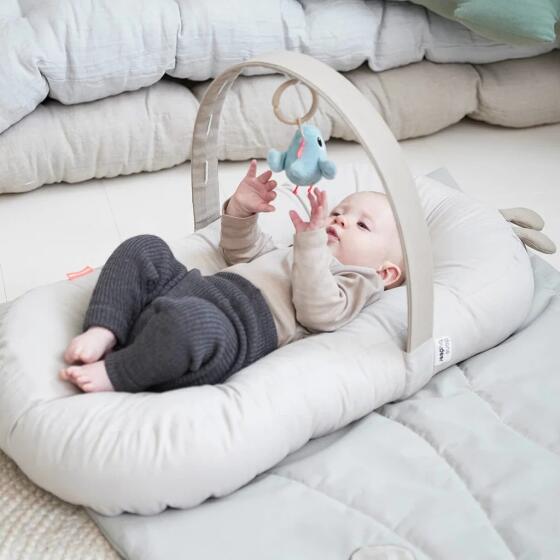 DONE BY DEER - COZY LOUNGER W/ ACTIVITY ARCH